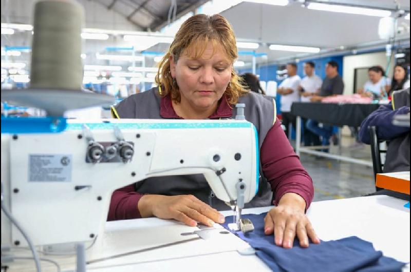 Los salarios le ganaron a la inflacioacuten- aumentaron 27-en-porciento- en agosto