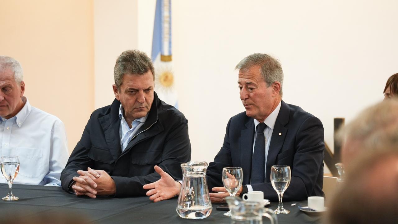 Massa se reunioacute con rectores y advirtioacute por la crisis universitaria
