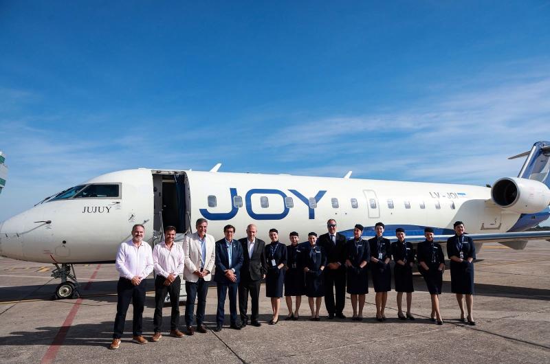 Fortaleciendo vuelos a Jujuy Sadir presentoacute a Joy Airline