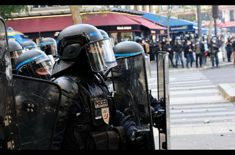 Francia- solo se permitiraacuten las manifestaciones sindicales el saacutebado