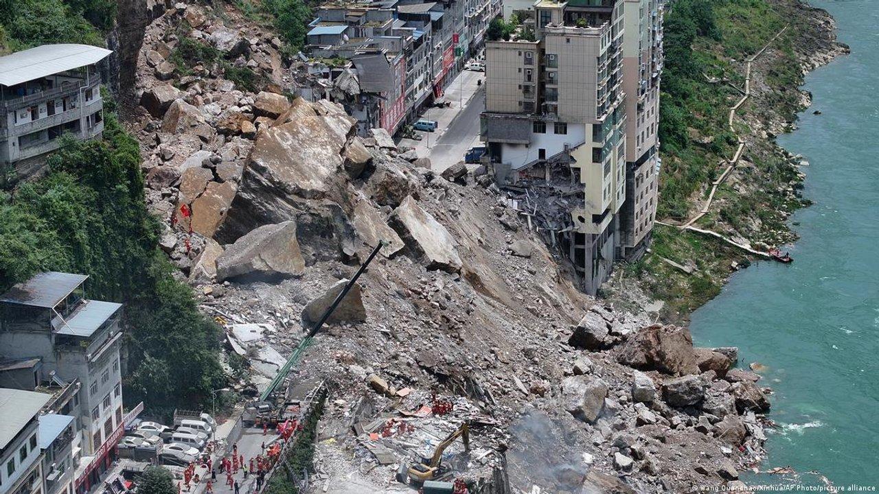Sismo de magnitud 70 en China deja al menos 16 muertos y 32 heridos