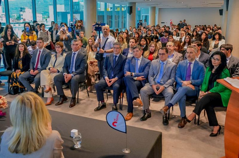 Capacitarnos no tiene ninguacuten tipo de discusioacuten