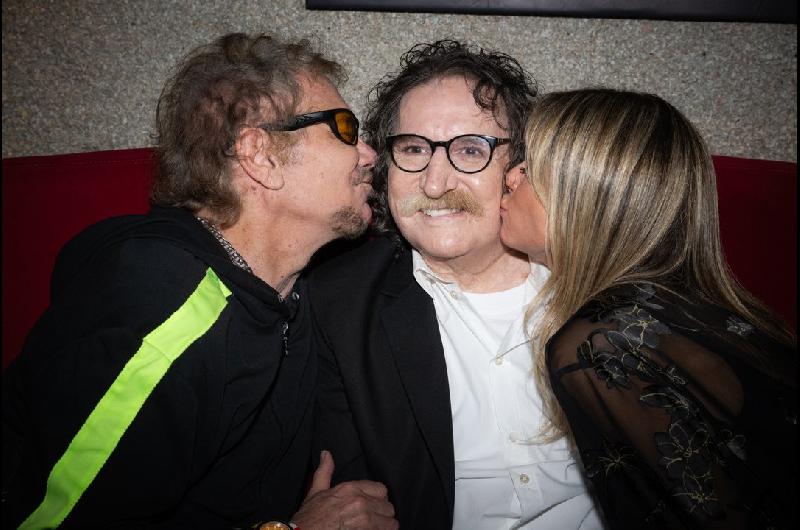 Beto Casella Carlos Vives Graciela Borges y Mariana Fabbiani- los invitados al cumpleantildeos de Charly Garciacutea