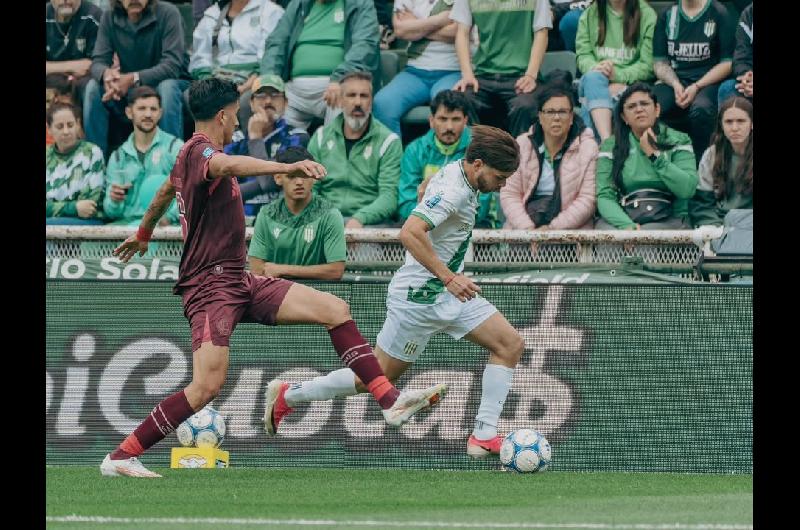 Banfield y Lanuacutes repartieron puntos en el claacutesico del Sur