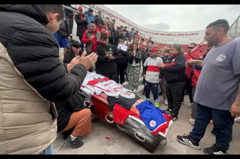 Fallecioacute Maacuteximo ldquoEl Gordo Cadenardquo Zurita histoacuterico liacuteder de la barra de Deportivo Moroacuten