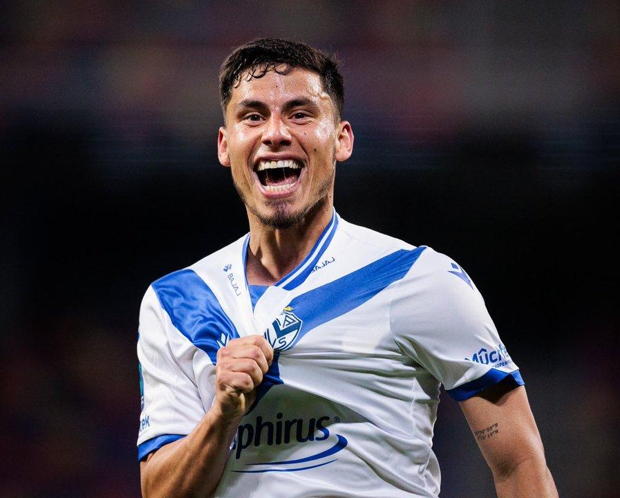 Veacutelez aplastoacute 5-0 a Central Coacuterdoba de Santiago del Estero y le pisa los talones a Boca en la tabla anual