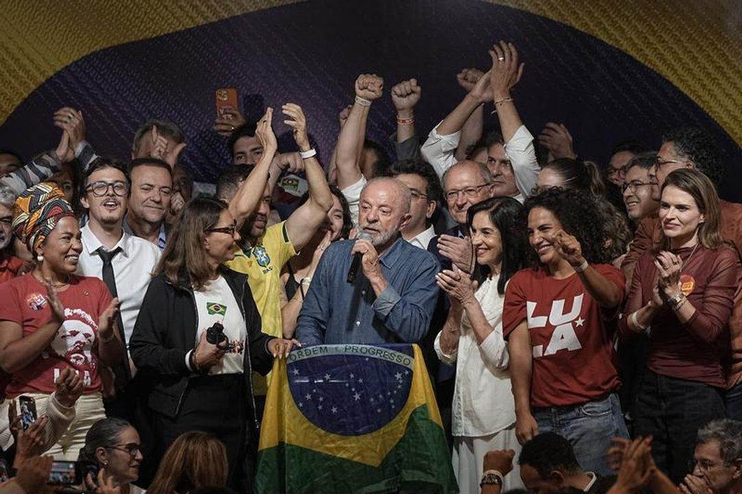 China felicita al presidente brasilentildeo Lula da Silva por su victoria en las elecciones presidenciales