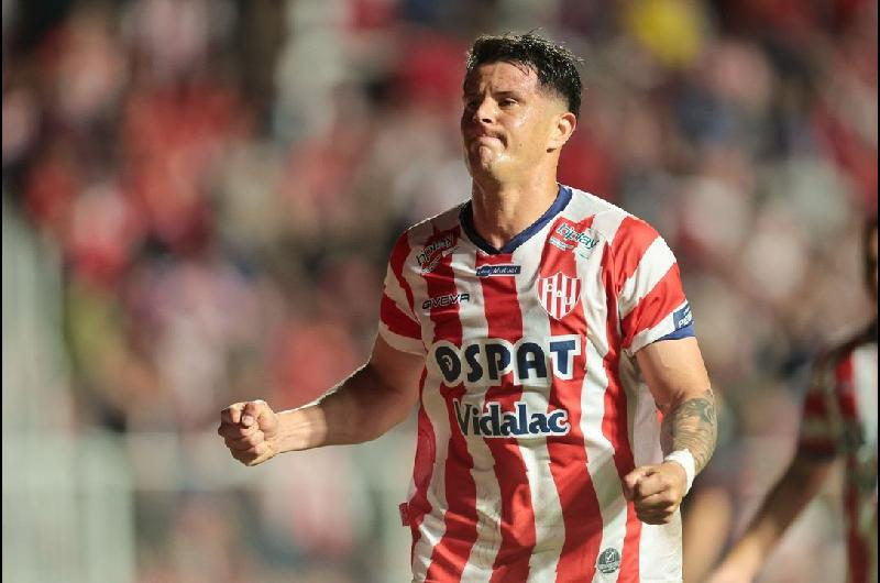 Estudiantes cayoacute con Unioacuten y se aleja de la clasificacioacuten en el Torneo Clausura 2026