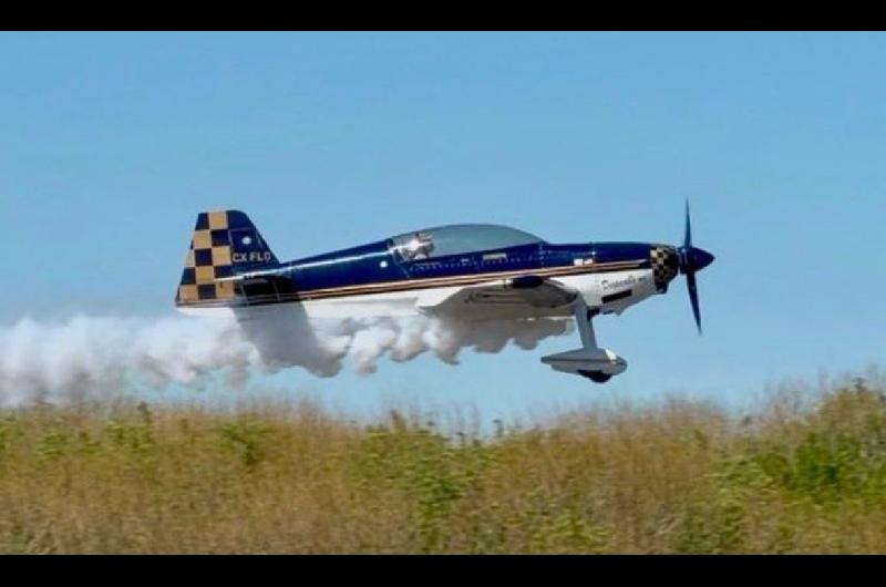 Un piloto murioacute tras el choque de dos avionetas en pleno vuelo en Uruguay