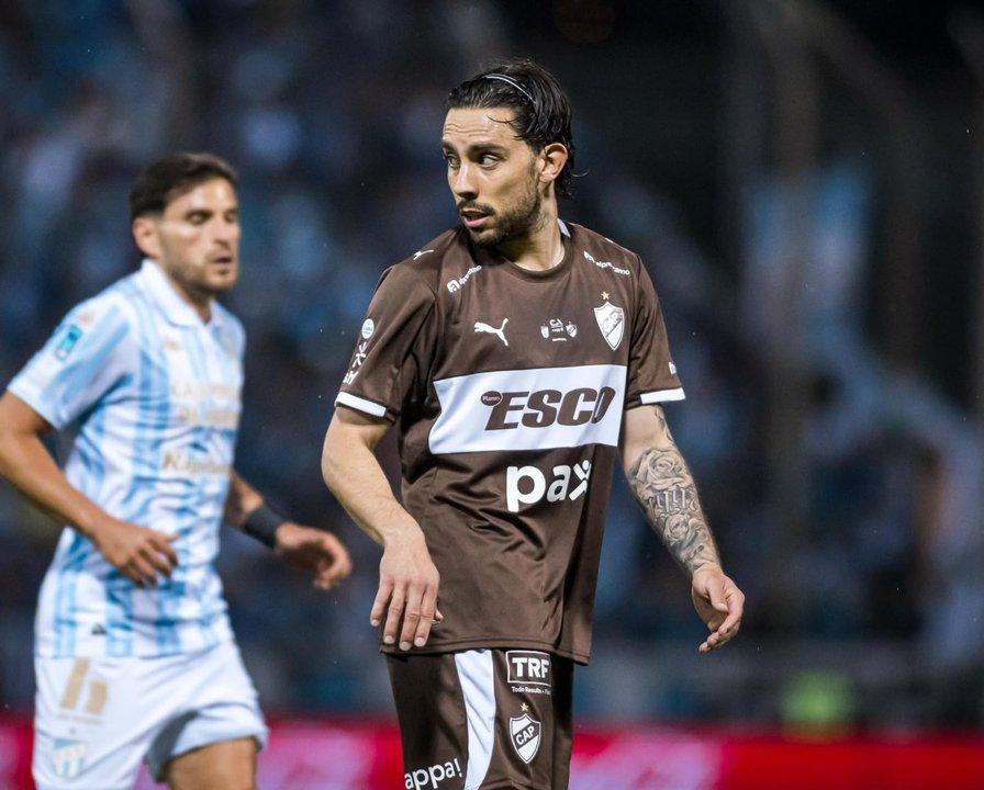 Platense le ganoacute por penales a Atleacutetico Tucumaacuten y se metioacute en la gran final de la Copa Argentina