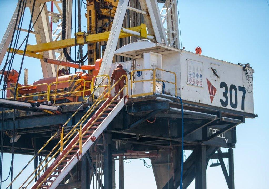 Publicaron un reacutegimen excepcional de contribuciones para petroleros de Chubut y Santa Cruz