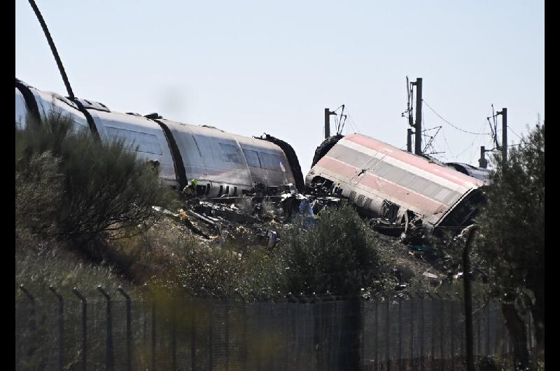 Tragedia en Espantildea- el choque entre los trenes ocurrioacute a una velocidad de entre 160 y 200 kmh seguacuten primer informe