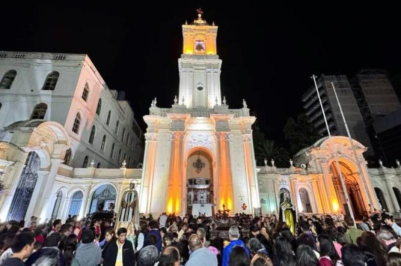 Cerca de 300 jujentildeos acompantildearaacuten al PapaLeoacuten XIV en Coacuterdoba