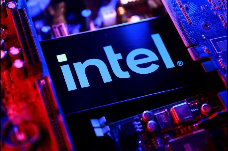 Derrumbe de acciones de un gigante tecnoloacutegico en Wall Street