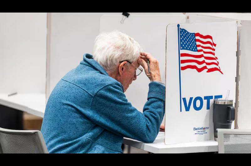 Votacioacuten anticipada en Estados Unidos alcanza participacioacuten reacutecord de 48 millones