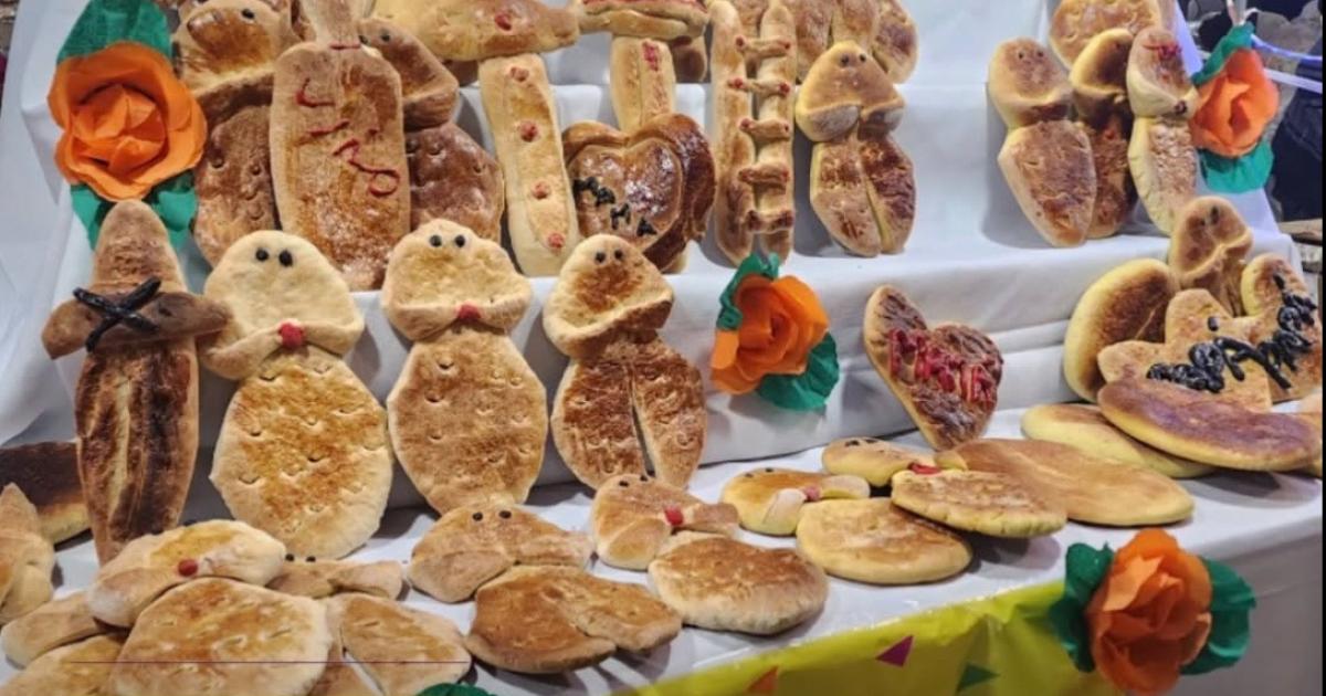 Abrioacute la tradicional Feria de las Ofrendas como antesalaal Diacutea de los Fieles Difuntos
