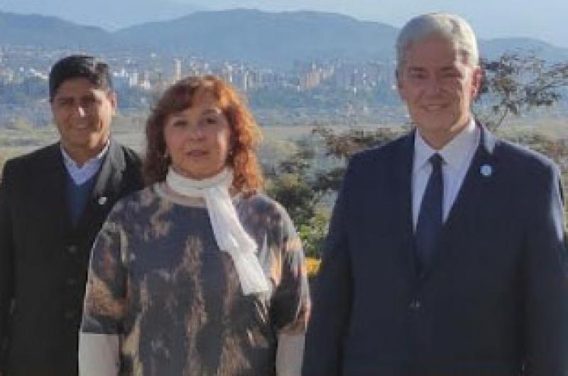 Universidad DE TOD@S: el respeto por los Claustros y la Autonomía Universitaria :: Diario Pregon de Jujuy - Vimarsana News