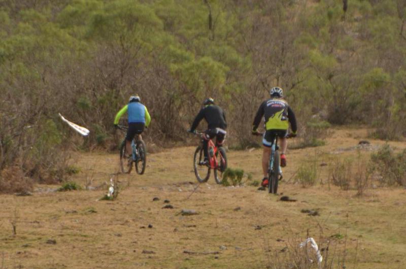 Se corre la segunda fecha del club jujeño en las Lagunas de Yala :: Diario Pregon de Jujuy - Vimarsana News