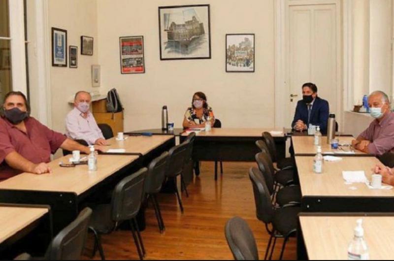 El Gobierno acordó un salario mínimo de $40 mil para docentes :: Diario Pregon de Jujuy - Vimarsana News