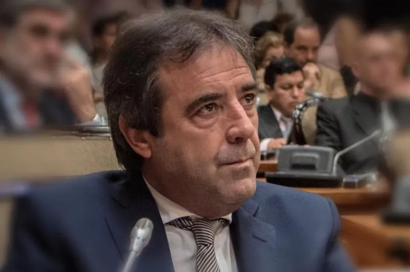 "Se reforma la Constitución para darle modernidad a Jujuy", sostuvo Bernis :: Diario Pregon de Jujuy - Vimarsana News