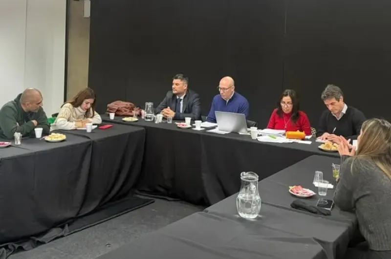Paritarias: proponen 4% de aumento para julio y agosto
