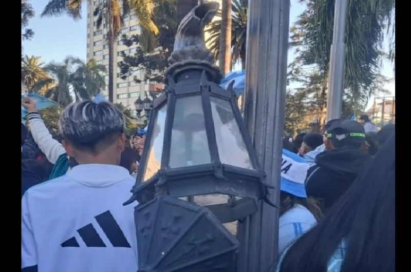 Repudió por los actos de vandalismo registrados en Plaza Belgrano