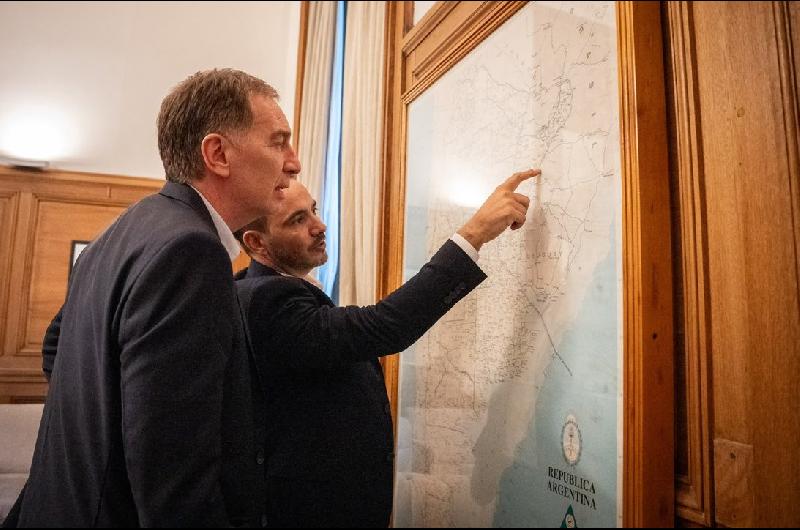 Santilli recibió al gobernador de Corrientes para analizar proyectos prioritarios para la provincia